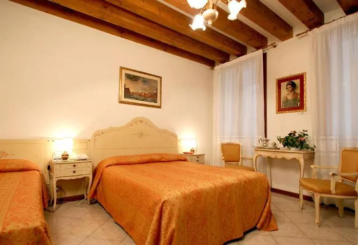 Bernardi Semenzato Otel Venedik