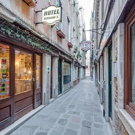 Bernardi Semenzato Benátky